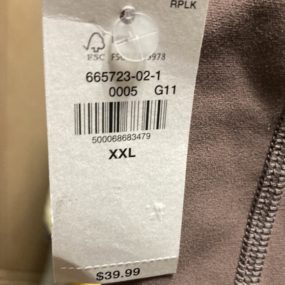 Brand new active Go-dry old navy pants size XXL-   boot cut- high rise - Picture 6 of 8